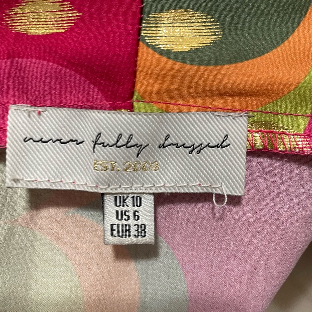 EUC Never Fully dresses wrap skirt size 6 - Picture 2 of 3